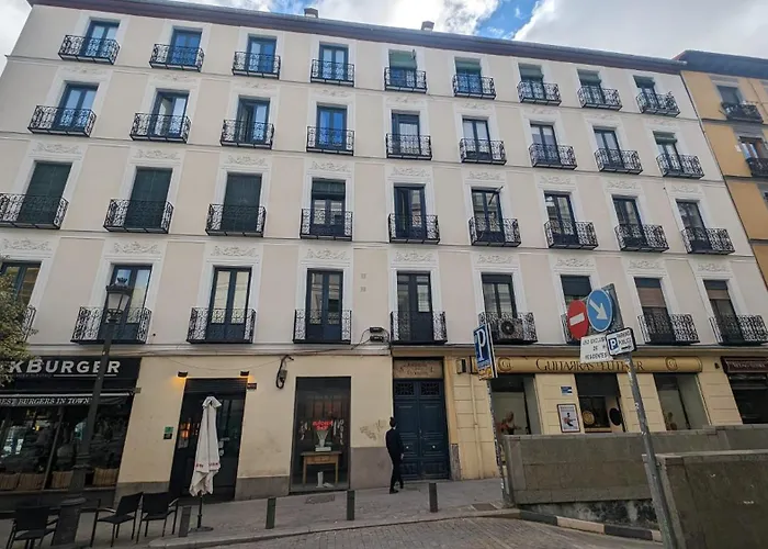 Apartamento Grande Madrid Centro Atocha Cerca AVE